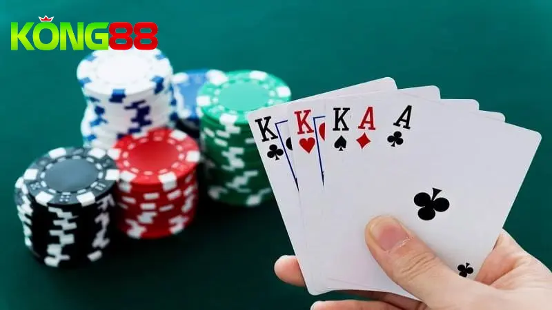 Thứ hạng các tay bài khi chơi poker trực tuyến